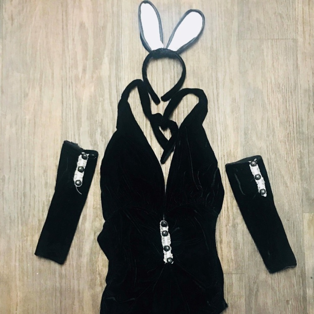 Sexy Bunny Costume Adult - Picture 2 of 4
